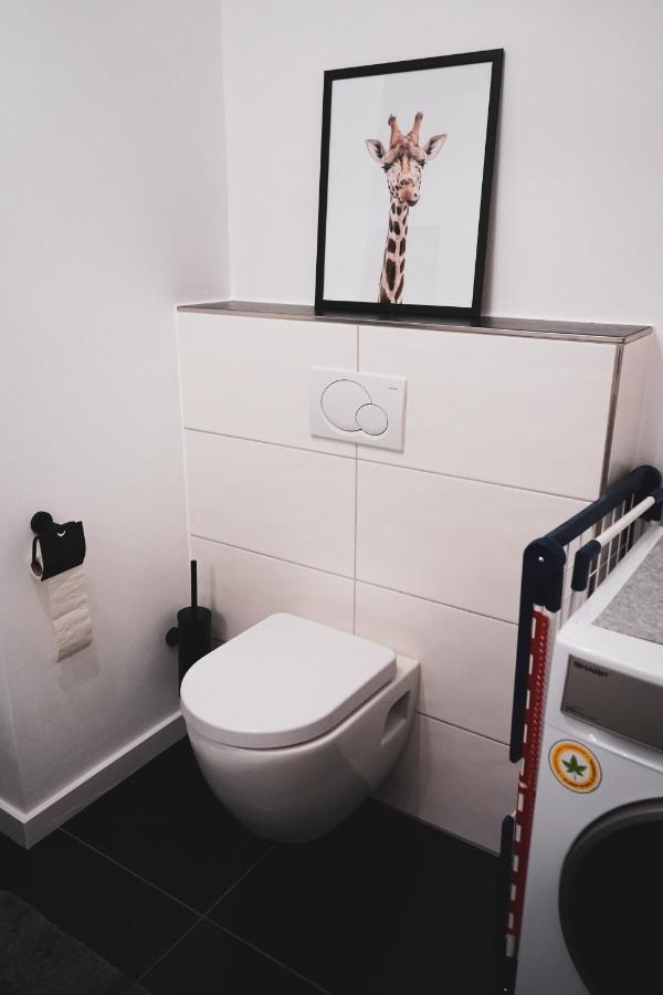 Stilvolles City-Loft Mit Privatem Whirlpool Trier Luaran gambar